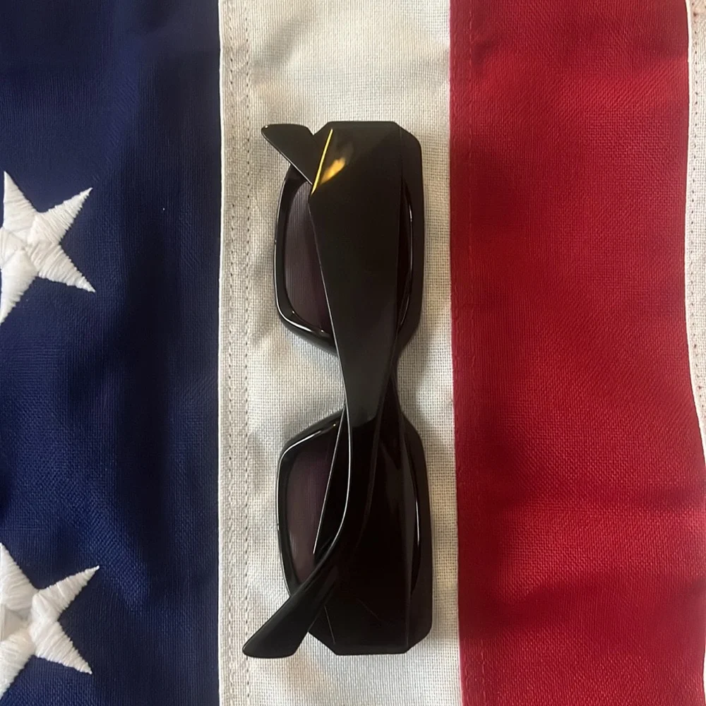 Sunglasses - Picture 7 of 14